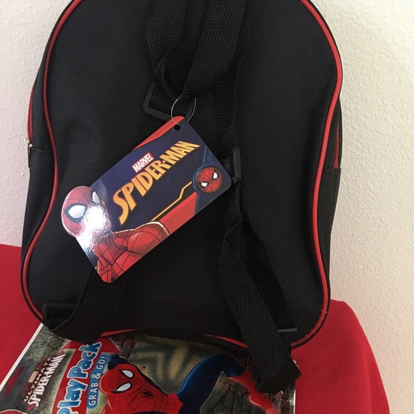 Mini Spider-Man backpack - Picture 2 of 6
